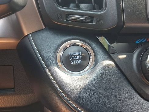 Used 2018 Toyota RAV4 XLE w/ Plus Extra Value Package AWD/4WD image 25
