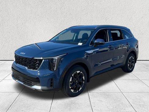 New 2026 Kia Sorento S FWD image 3