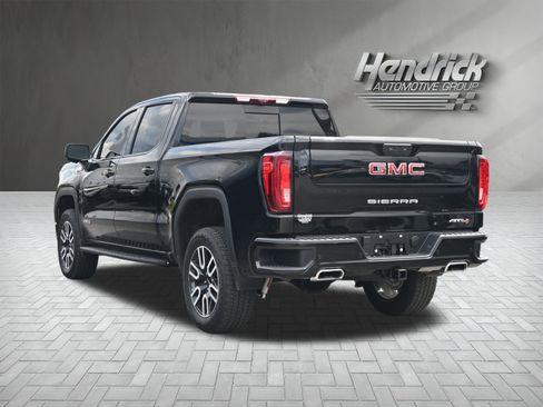 Used 2025 GMC Sierra 1500 AT4 w/ AT4 Premium Package AWD/4WD image 10