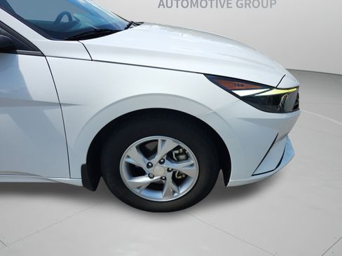 Certified 2023 Hyundai Elantra SE w/ Cargo Package FWD image 24