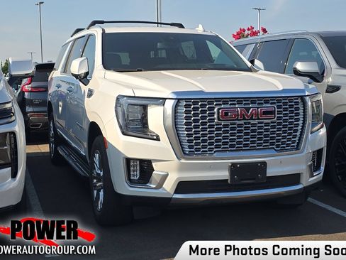 Used 2023 GMC Yukon XL Denali w/ Max Trailering Package AWD/4WD image 1