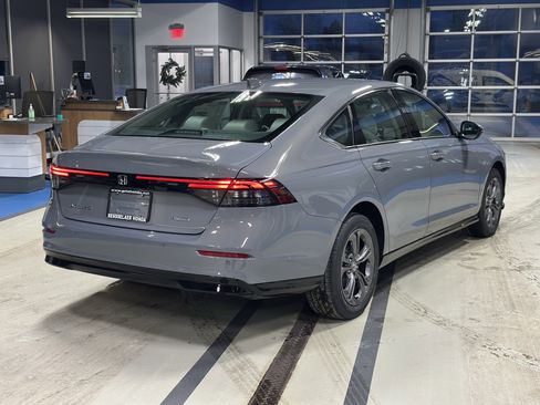 New 2025 Honda Accord EX-L image 4