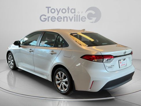 Certified 2026 Toyota Corolla LE FWD image 4