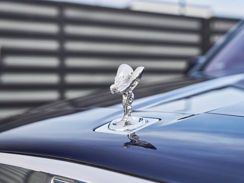 Used 2022 Rolls-Royce Cullinan w/ Cullinan Package image 8