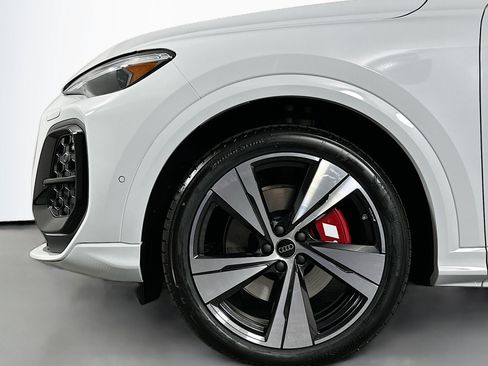 New 2026 Audi SQ5 Premium Plus AWD/4WD image 11