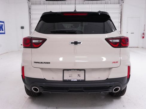 New 2026 Chevrolet TrailBlazer RS w/ Convenience Package FWD image 6