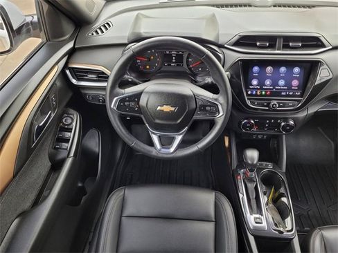 Used 2022 Chevrolet TrailBlazer ACTIV w/ Convenience Package image 19