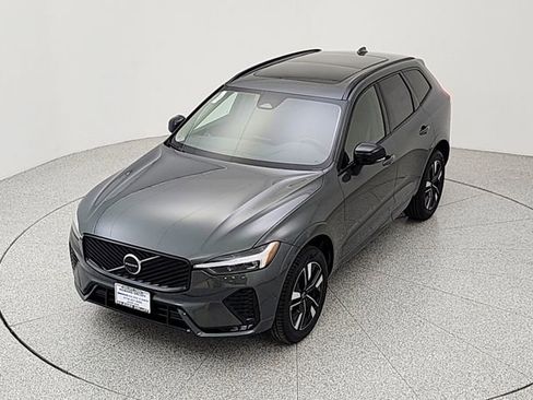 New 2026 Volvo XC60 B5 Plus w/ Protection Package Premier image 13