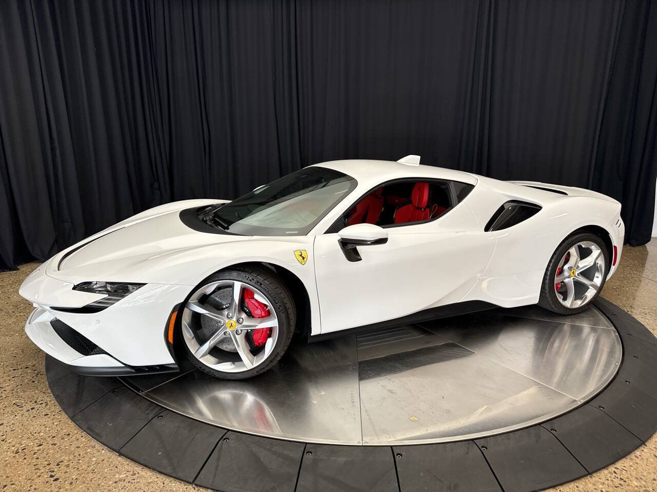 Used 2023 Ferrari SF90 Stradale AWD/4WD image 4