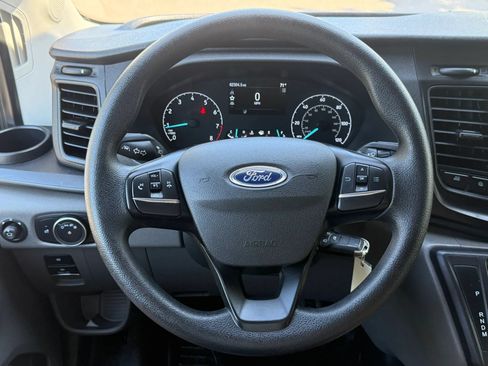 Used 2022 Ford Transit 250 Medium Roof RWD image 11