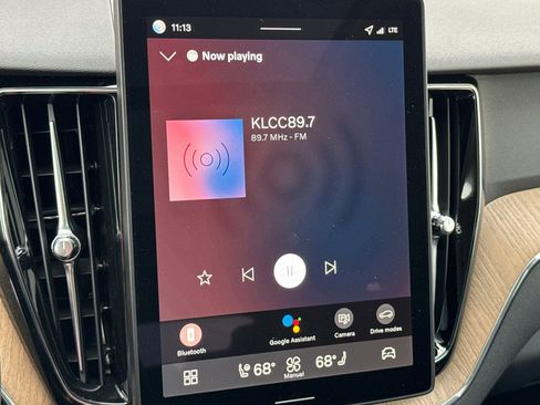 New 2026 Volvo XC60 B5 Plus w/ Climate Package image 17