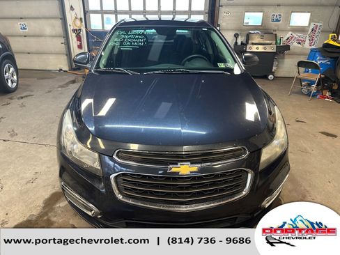 Used 2015 Chevrolet Cruze LT w/ Technology Package image 9