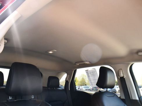 Used 2024 Ford Edge SEL w/ Convenience Package AWD/4WD image 17