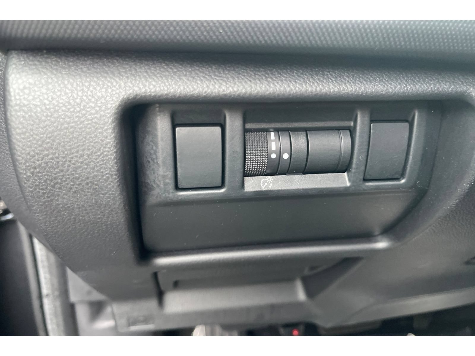 Certified 2026 Subaru Forester Premium AWD/4WD image 39