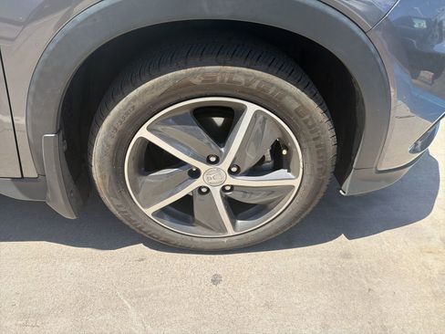 Used 2022 Honda HR-V EX image 9