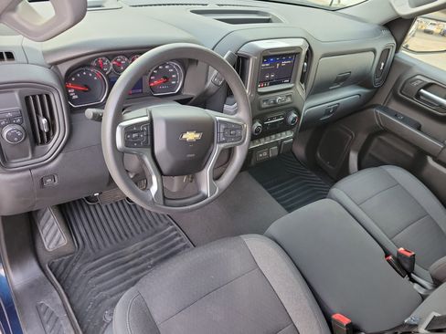 Used 2022 Chevrolet Silverado 1500 Custom w/ Safety Confidence Package image 2