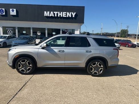 Used 2023 Hyundai Palisade SEL w/ Cargo Package image 2