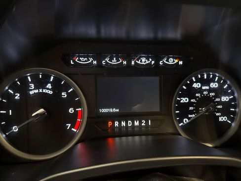 Used 2019 Ford F250 XLT w/ XLT Premium Package AWD/4WD image 7