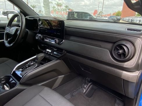Used 2023 Chevrolet Colorado Trail Boss AWD/4WD image 17