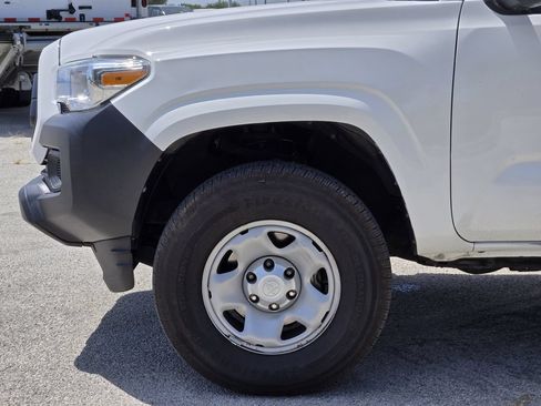 Used 2021 Toyota Tacoma SR RWD image 8