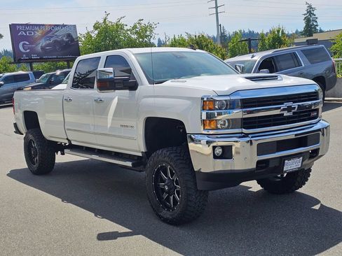 Used 2017 Chevrolet Silverado 3500 LTZ w/ Duramax Plus Package AWD/4WD image 7