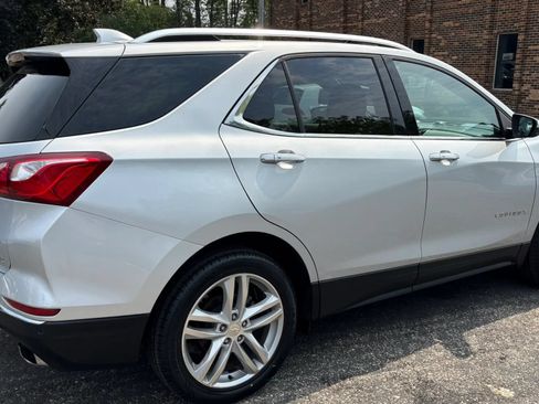 Used 2019 Chevrolet Equinox Premier AWD/4WD image 11