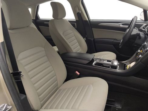 Used 2018 Ford Fusion S image 21