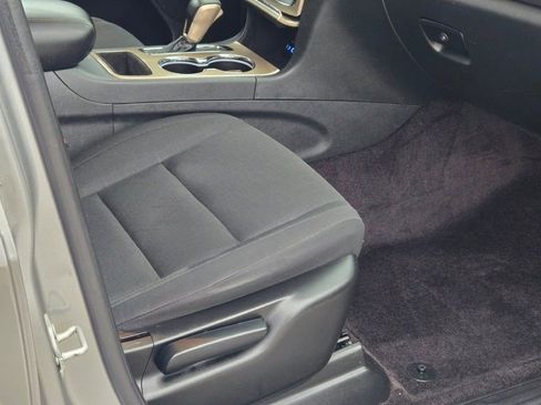 Used 2016 Jeep Grand Cherokee Laredo image 6