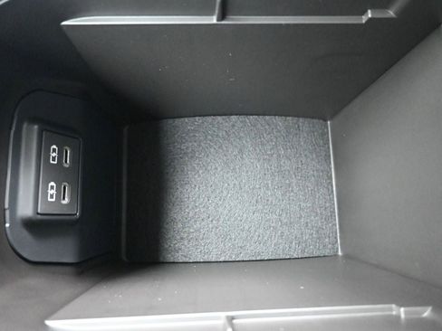 New 2025 Toyota RAV4 LE image 35