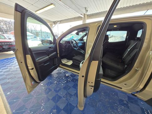 Used 2023 Chevrolet Colorado Trail Boss w/ Technology Package image 23