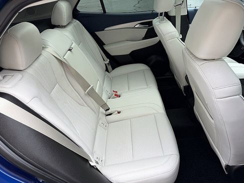 Used 2025 Buick Envision Avenir AWD/4WD image 25