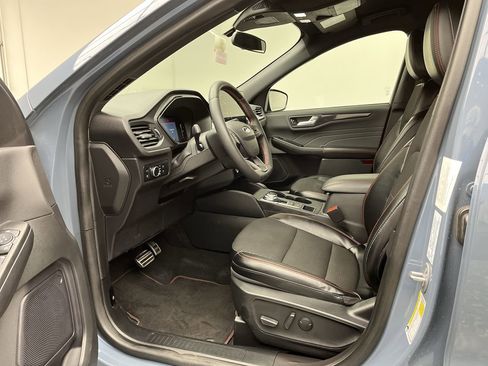 Certified 2023 Ford Escape ST-Line w/ Equipment Group 301A FWD image 3