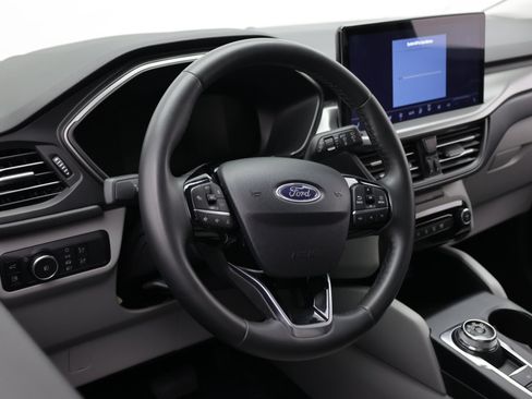 Used 2024 Ford Escape SE FWD image 14