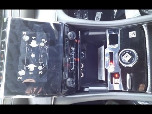 New 2024 Jeep Grand Cherokee L Limited image 16