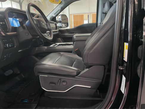 Certified 2023 Ford F250 Lariat w/ Lariat Ultimate Package AWD/4WD image 21