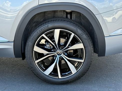 New 2026 Volkswagen Atlas SEL Premium R-Line AWD/4WD image 10