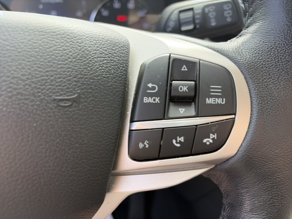 Certified 2021 Ford Explorer XLT w/ Equipment Group 202A RWD image 21