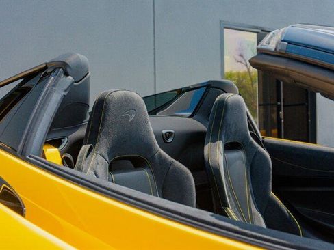 Used 2023 McLaren 720S image 39