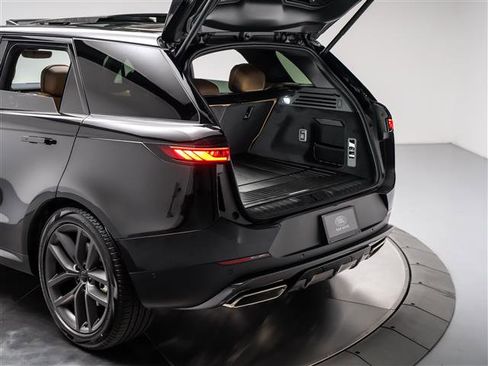 New 2026 Land Rover Range Rover Sport SE AWD/4WD image 31