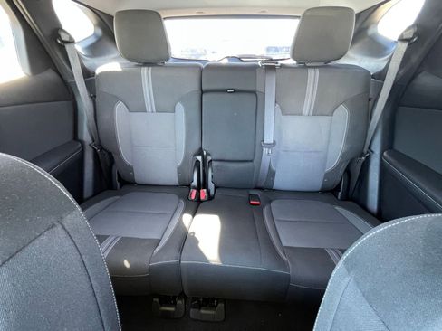 Used 2025 Chevrolet Blazer LT image 40