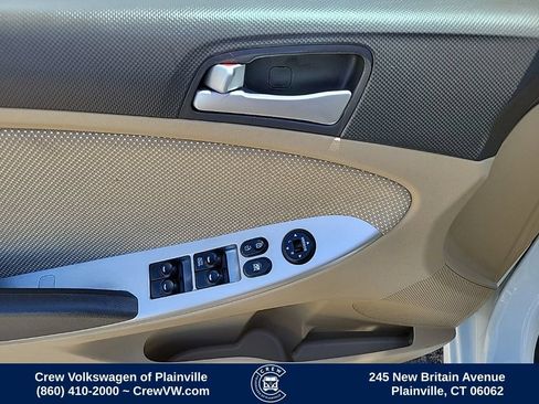 Used 2014 Hyundai Accent GLS FWD image 37