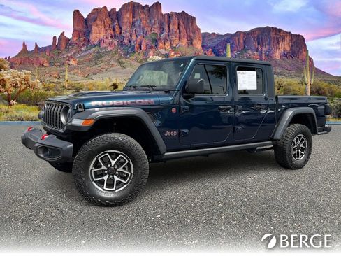 Used 2025 Jeep Gladiator Rubicon w/ Convenience Group image 2