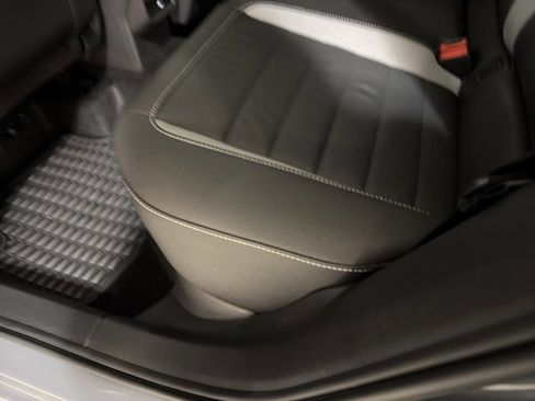 Certified 2024 Volkswagen Taos SEL AWD/4WD image 22