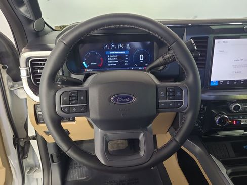 Used 2025 Ford F350 Lariat w/ Chrome Package image 13