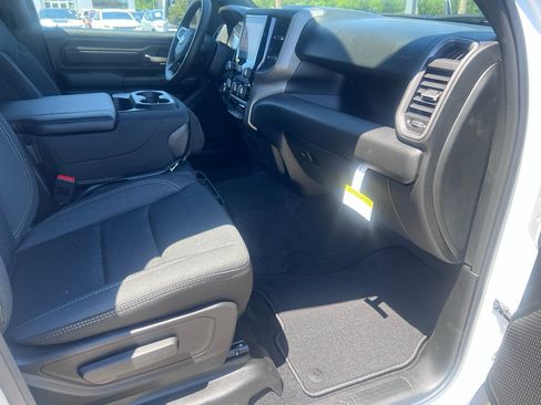 New 2026 RAM 1500 Express RWD image 16