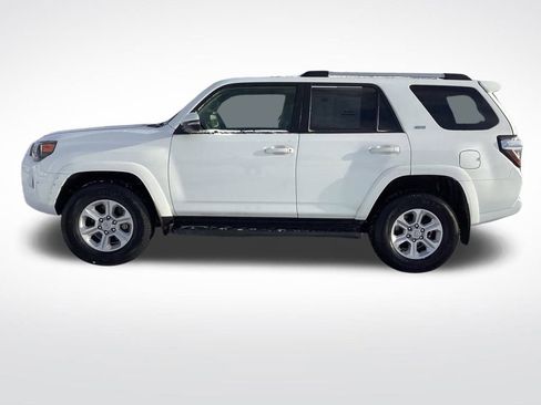 Used 2024 Toyota 4Runner SR5 Premium image 7