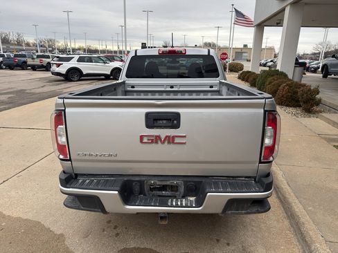 Used 2018 GMC Canyon SL image 6