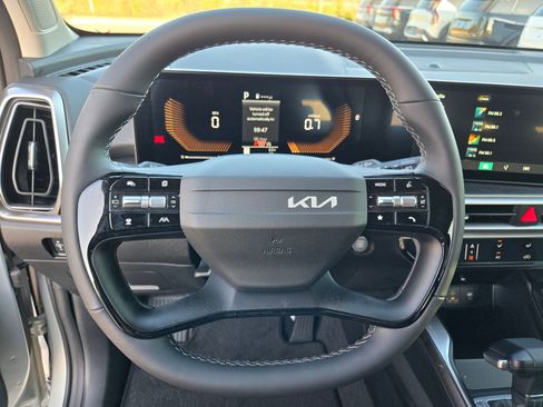 New 2026 Kia Sorento LX image 25
