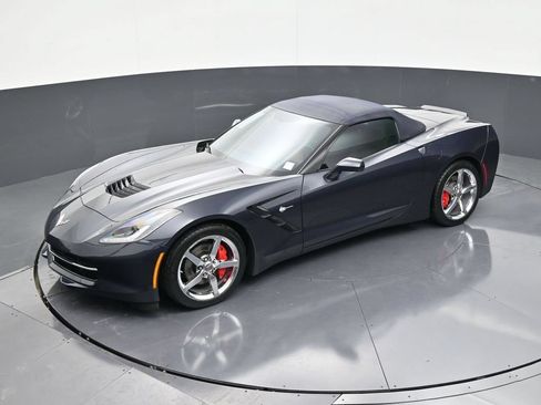 Used 2014 Chevrolet Corvette Stingray Convertible w/ 3LT Preferred Equipment Group RWD image 18