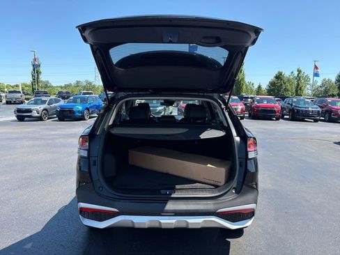 Certified 2024 Kia Sportage EX AWD/4WD image 16